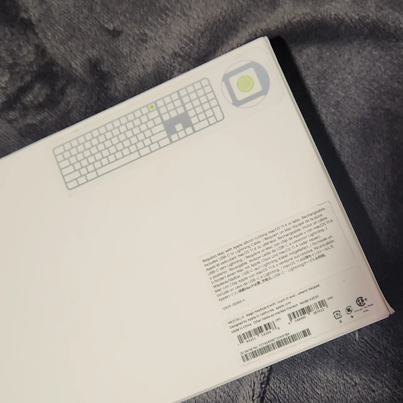 New Apple Magic Keyboard with Touch ID image indicator(6)