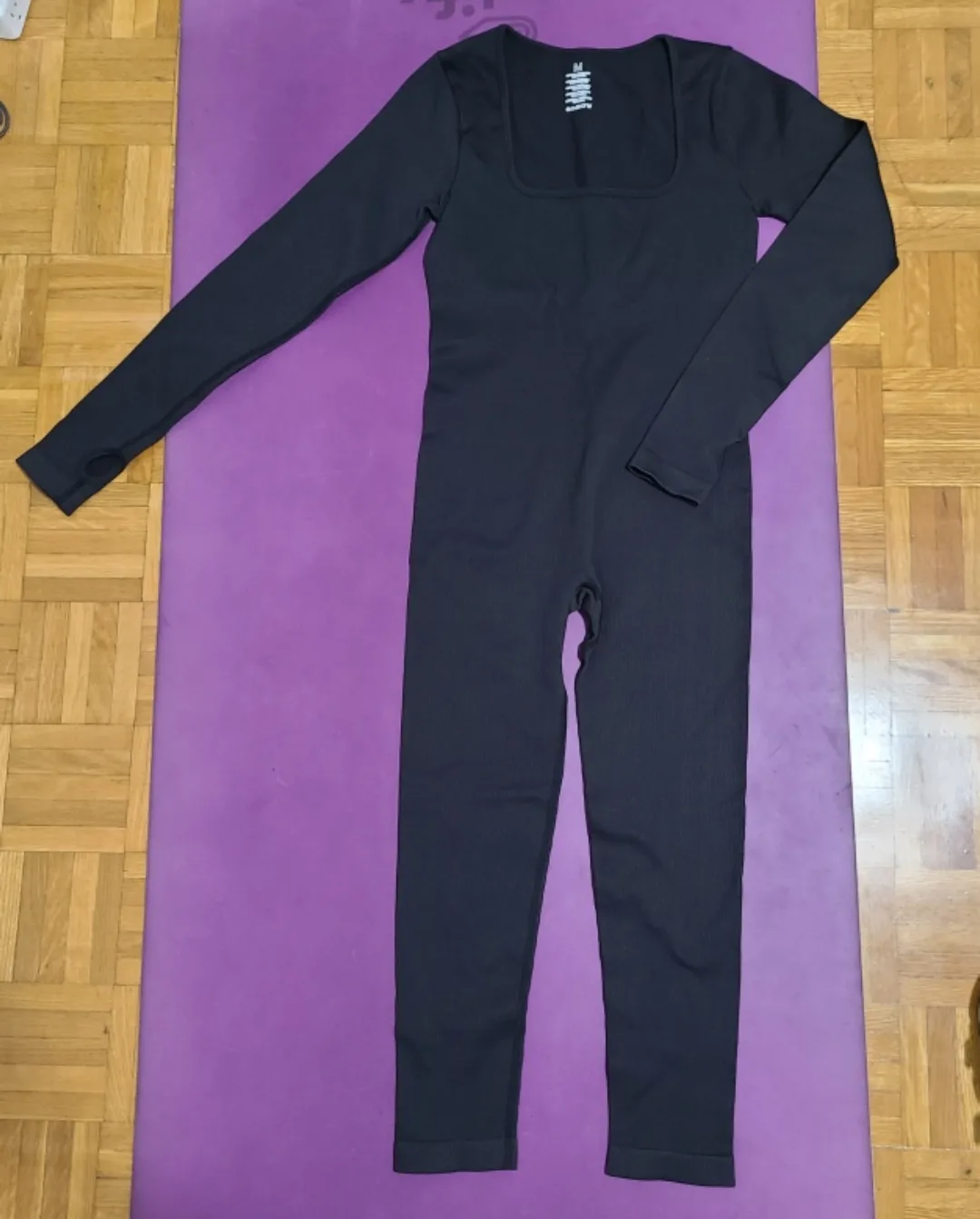 Black Ribbed Bodysuit - Size M image indicator(3)