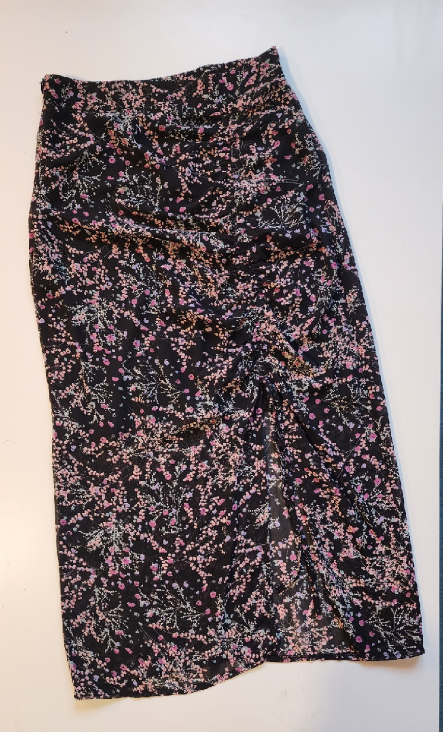 Floral Print Midi Skirt with Ruched Details - photo 4