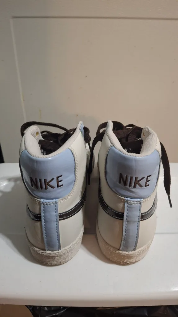Nike Blazer High Top Sneakers - Size 4 image indicator(2)