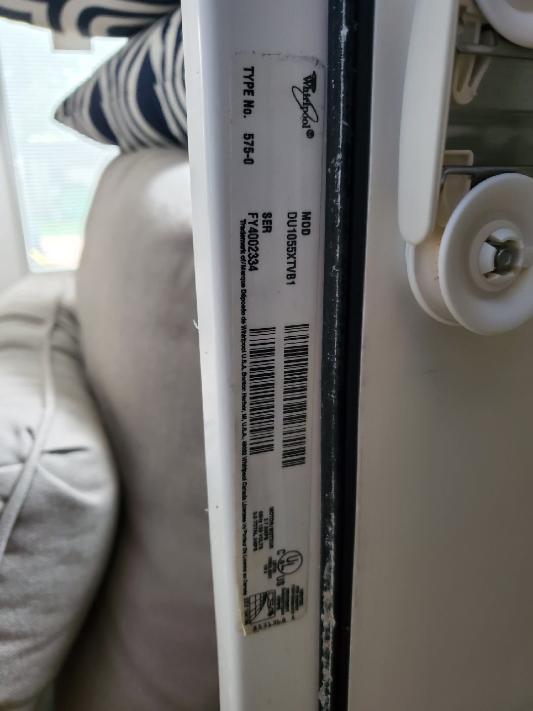 Whirlpool Dishwasher - Model DU1055XTVB1 - photo 2