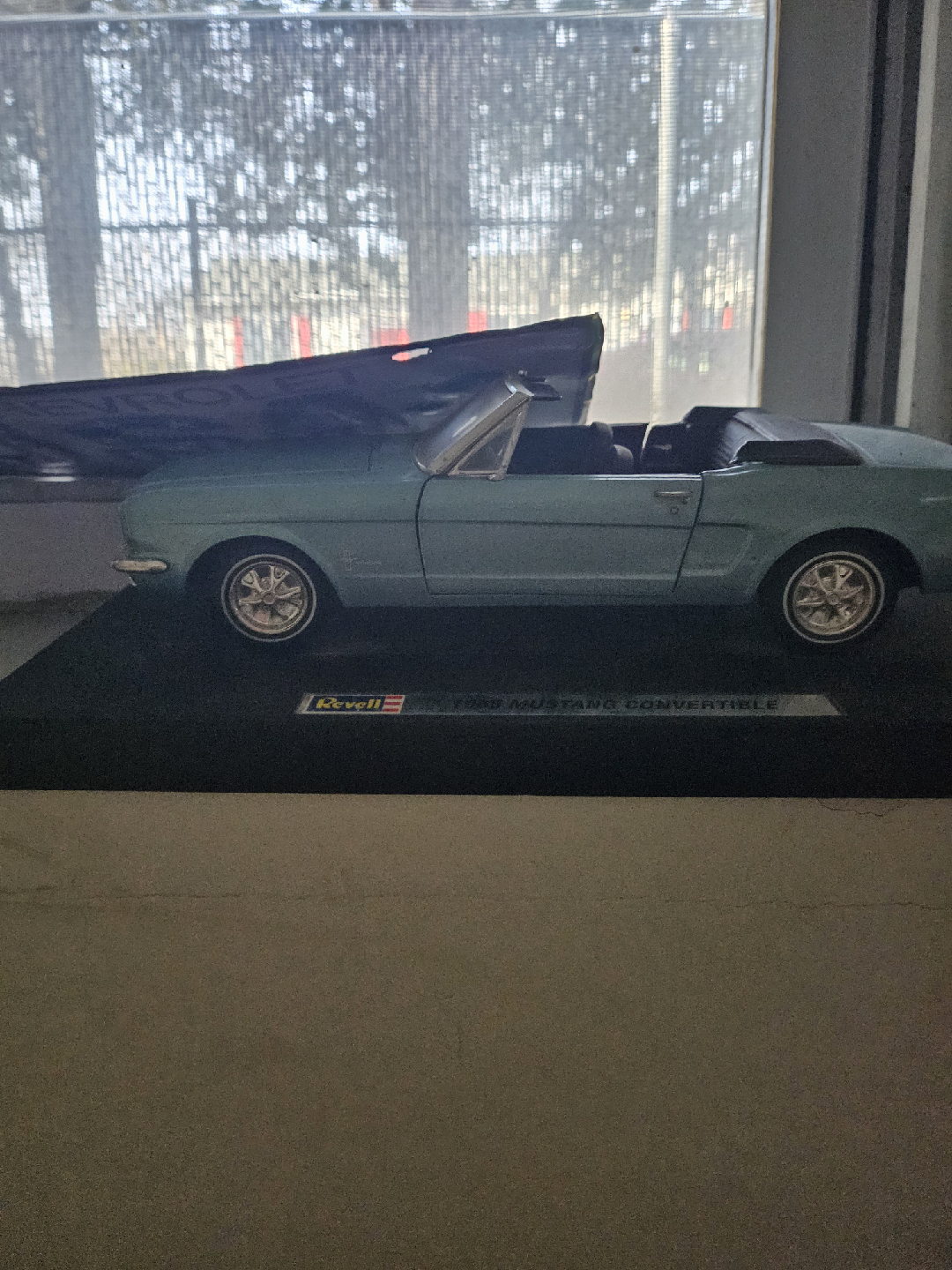 DIECAST CARS 1/18 1/24 SCALE - photo 3