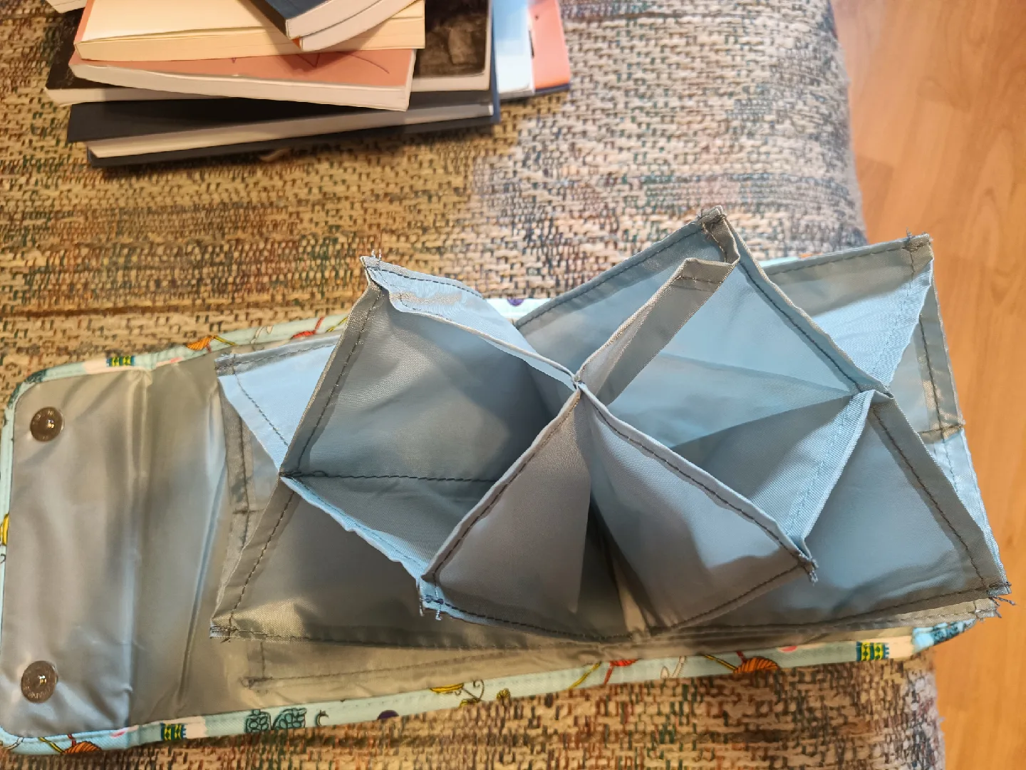 Knitting Needle Organizer image indicator(3)