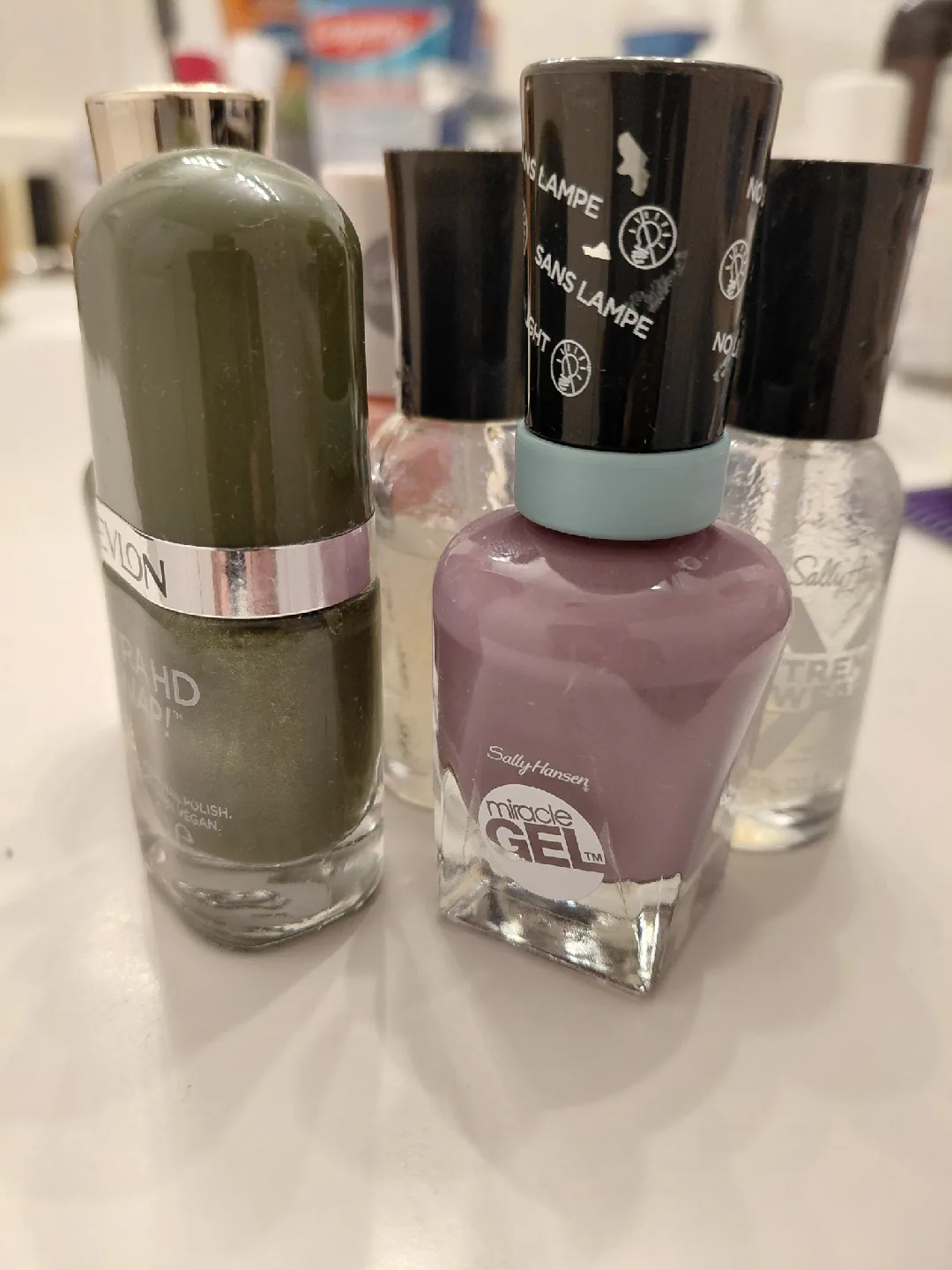 Free Flowerpot with pretty goodies image indicator(3)