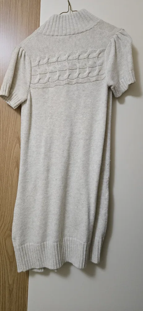 Gap Cardigan - Size Small image indicator(2)