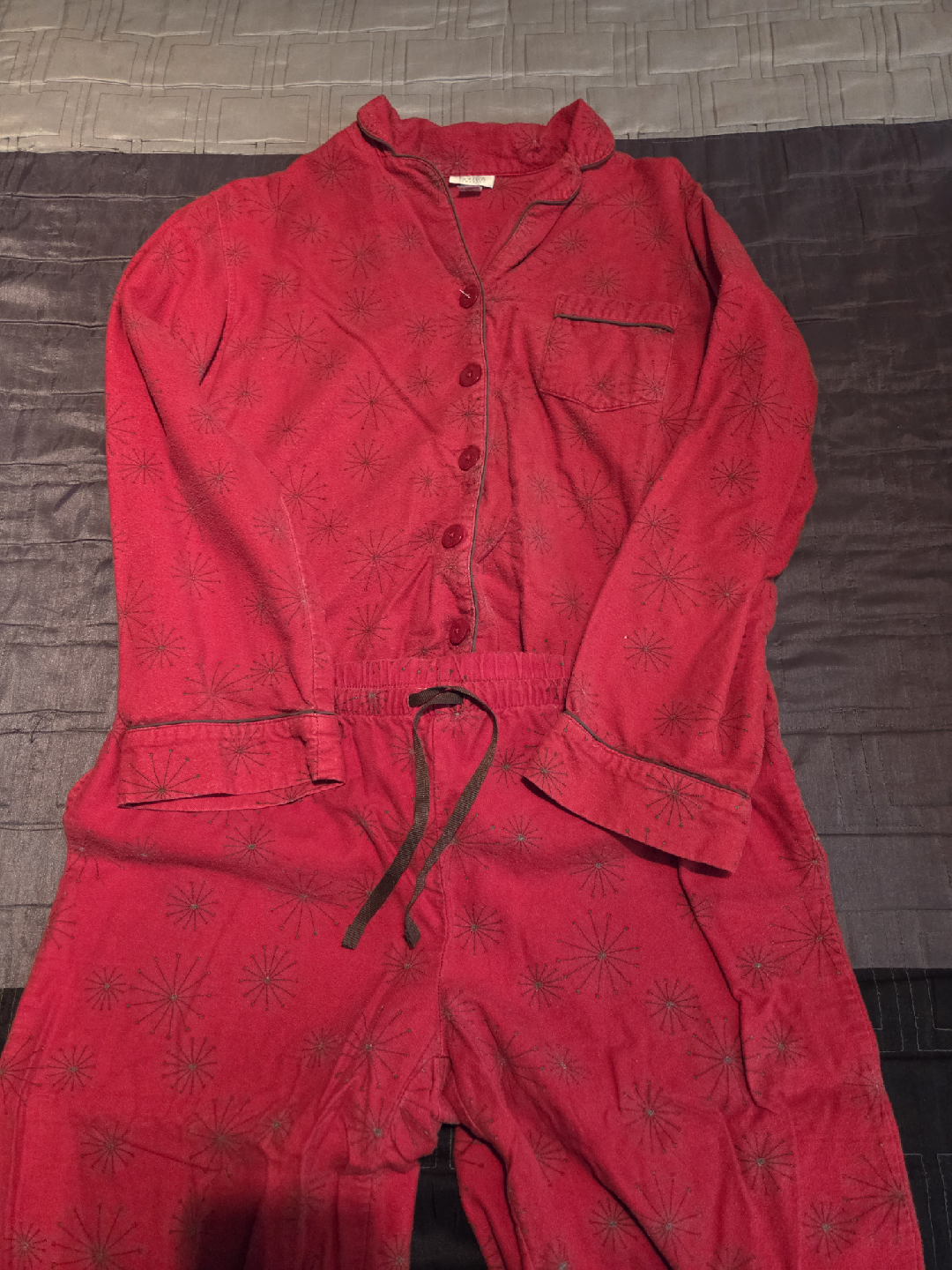 FREE La Senza pijama set, size M (long sleeve long pant)