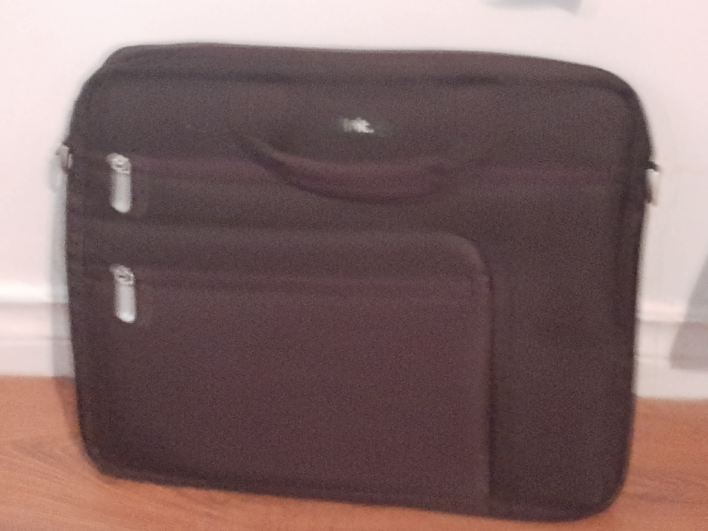 16 inch init laptop case for sale