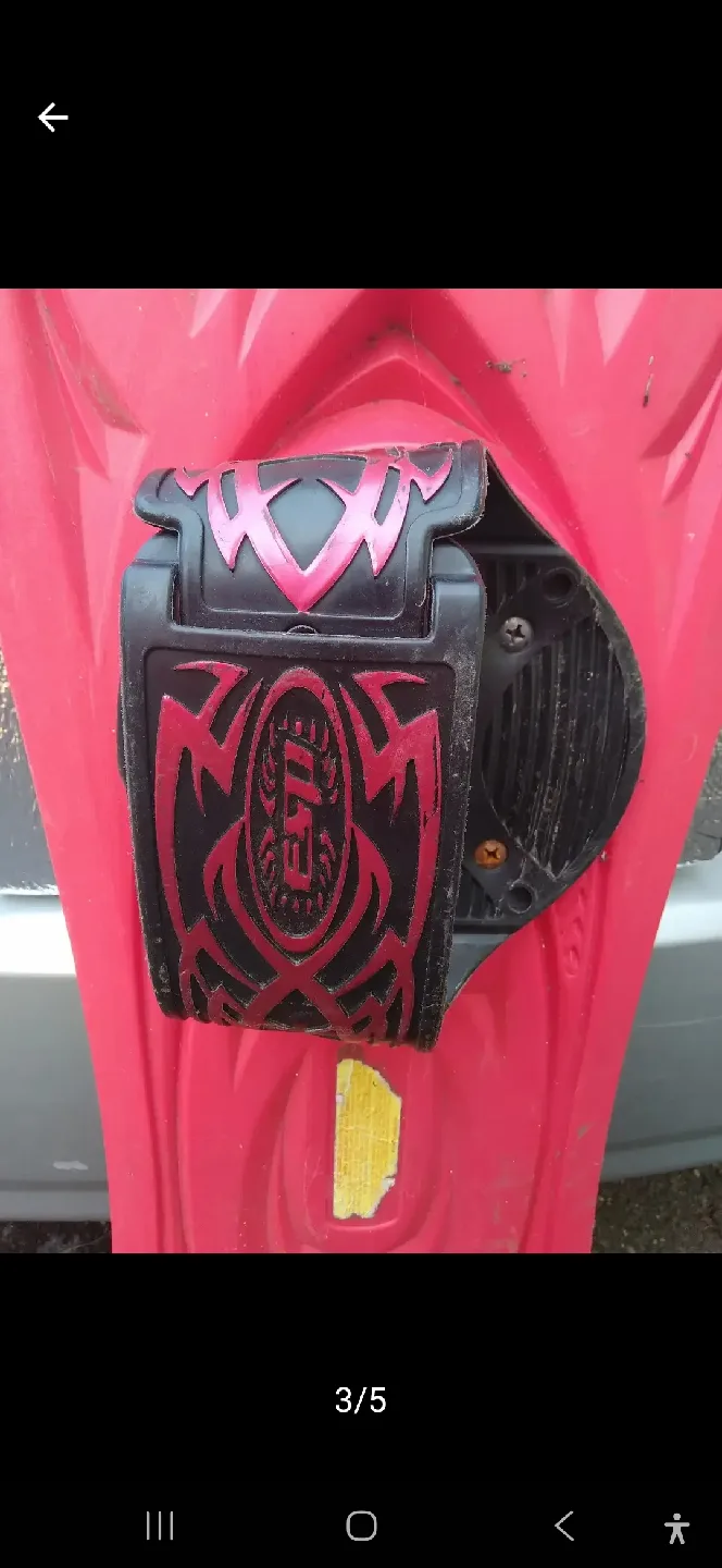 $20 Red Snowboard for adults image indicator(3)