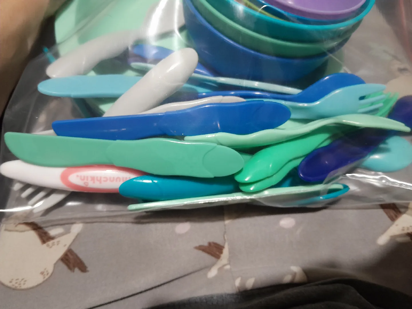 Munchkin Baby Bowls & Utensils Set image indicator(3)