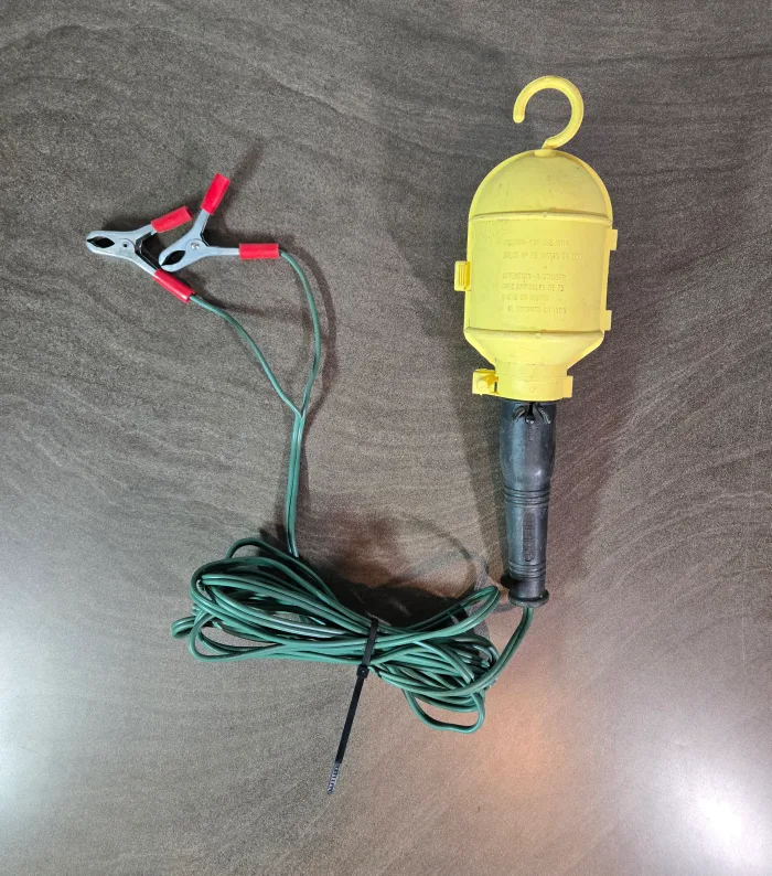 Automotive Work Light with Alligator Clips image indicator(2)