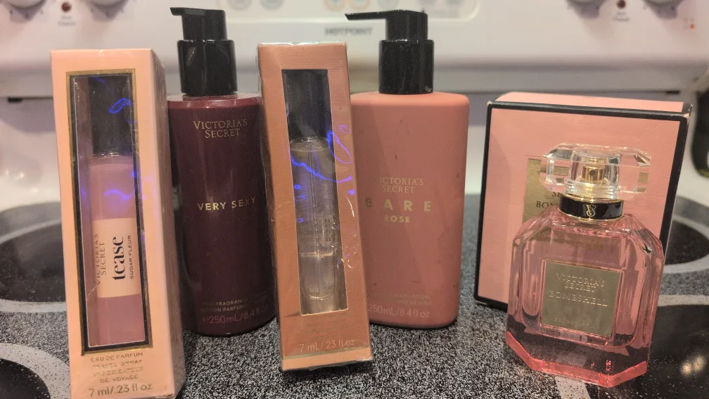 Victoria's Secret Perfume & Lotion Bundle thumbnail
