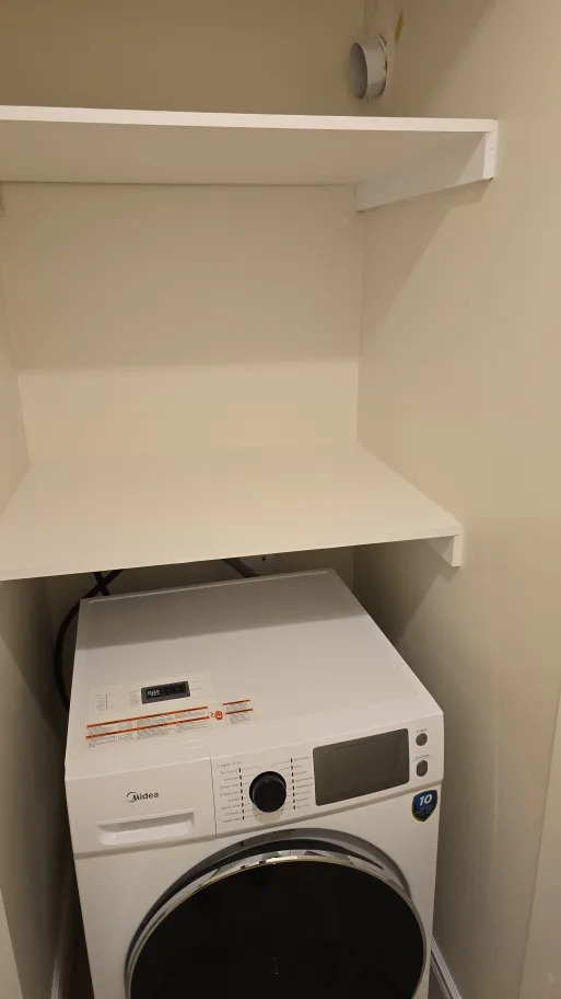 2bed apartment for lease image indicator(3)