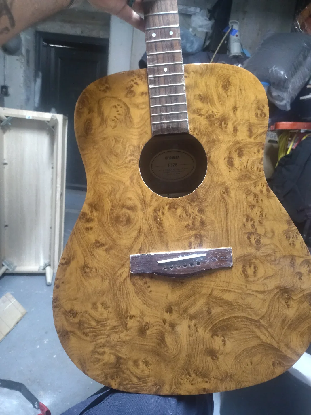 Yamaha F325 Acoustic Guitar image indicator(2)