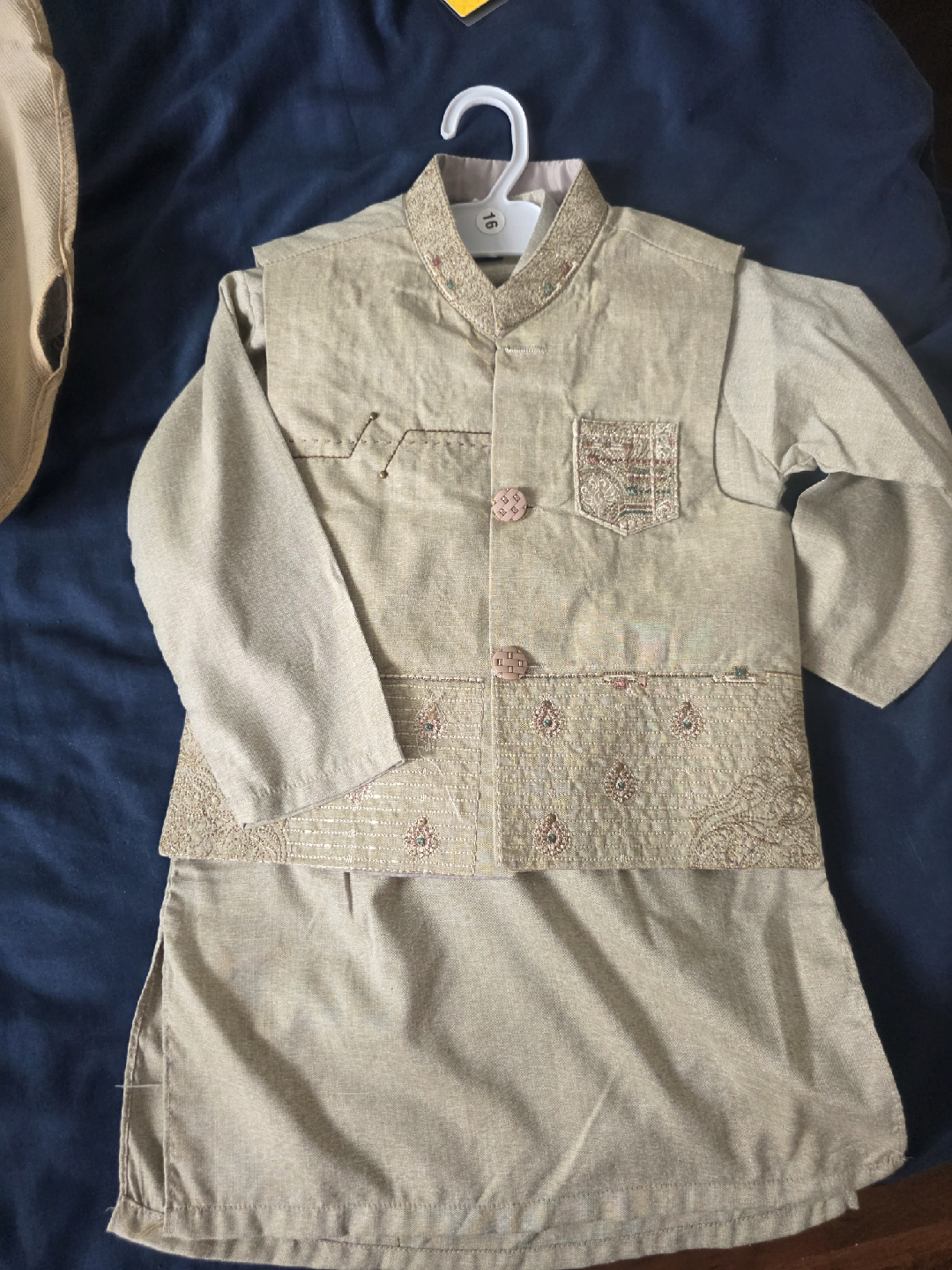Boy's Traditional Outfit with Vest - Size 16 - photo 3