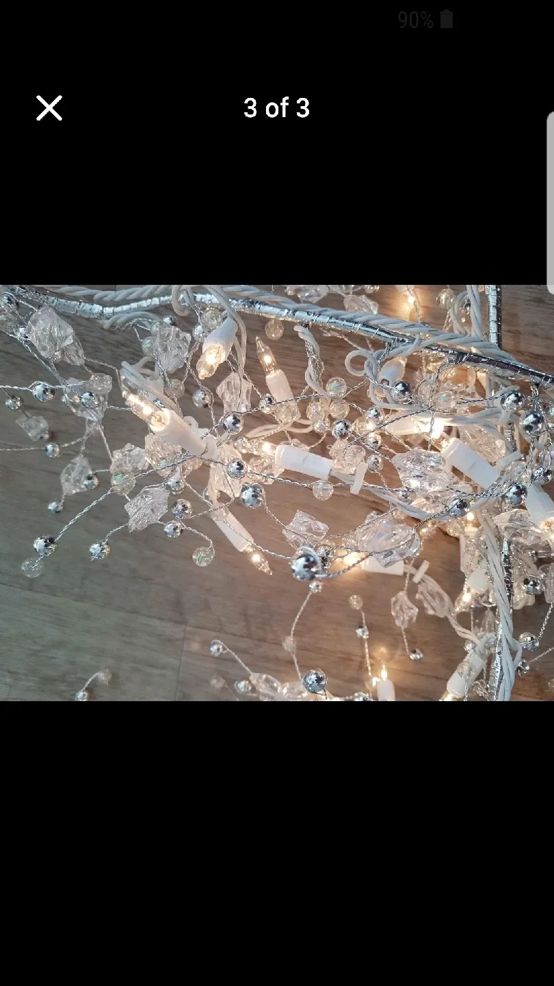 Beaded Garland with Lights image indicator(2)