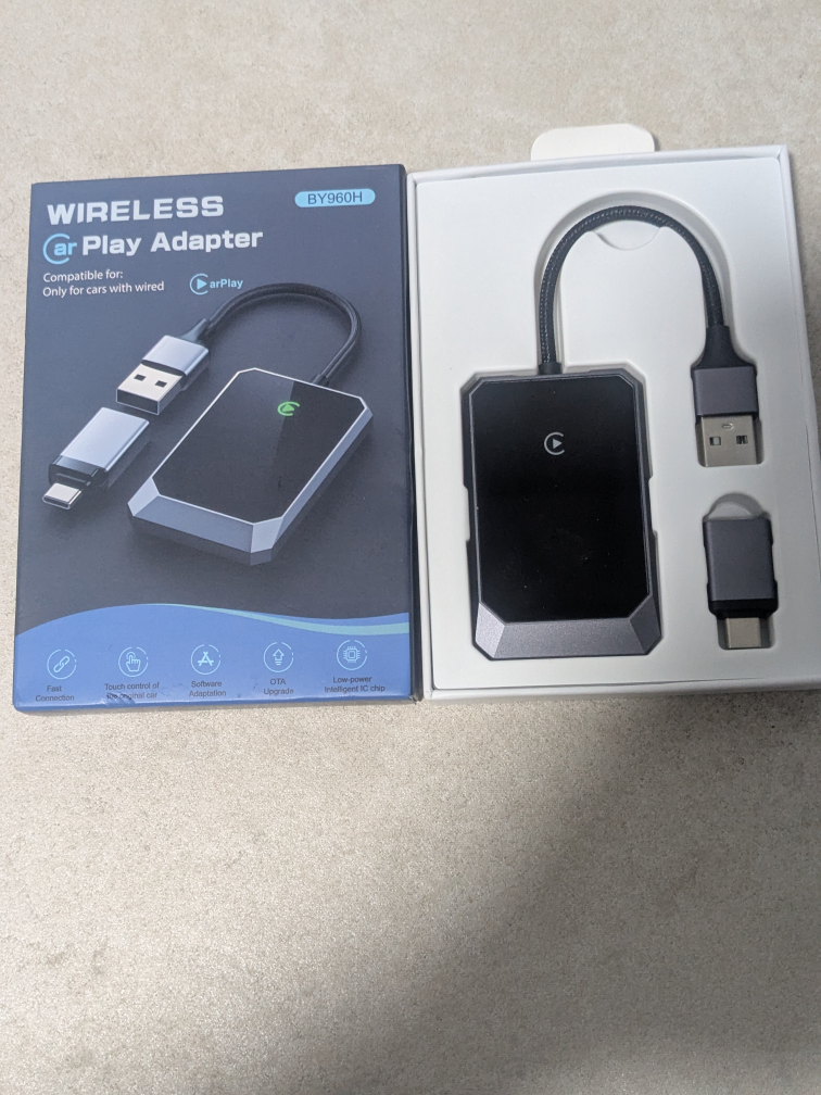 Wireless CarPlay Adapter BY960H - New in Box!