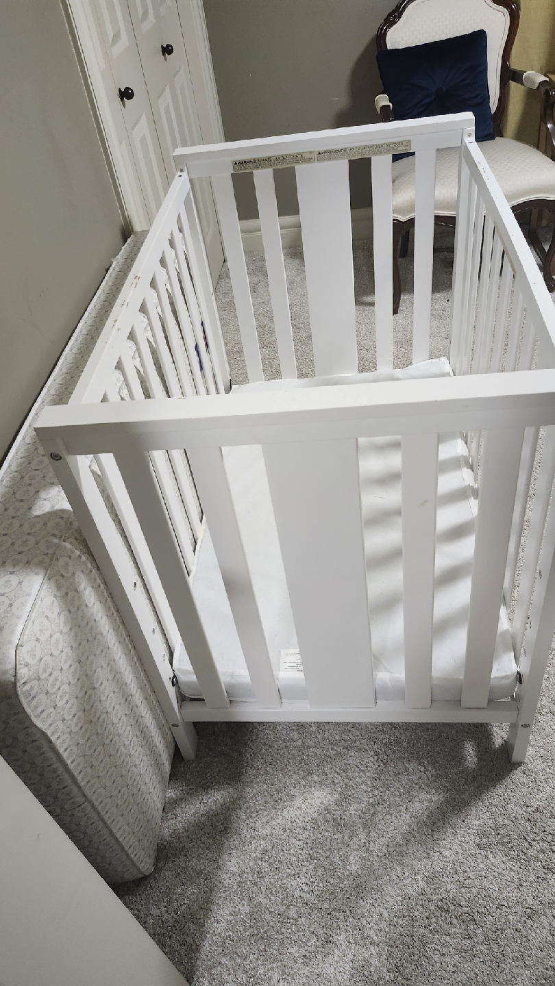White baby crib