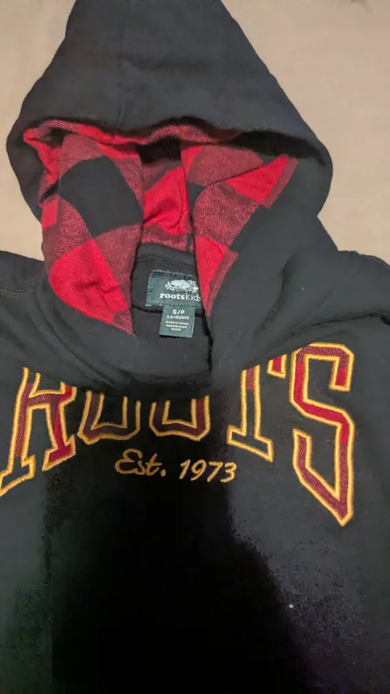 Roots Kids Black Hoodie Size S/P image indicator(3)