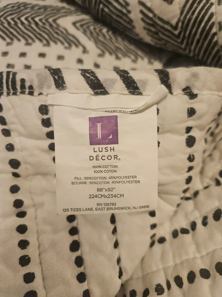 Lush Decor Quilt Bed Spread, King Size image indicator(4)