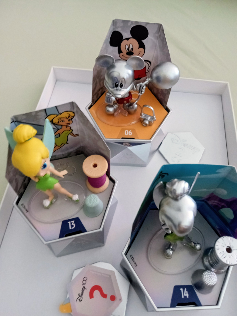3 Disney 100 Collectible Figures - photo 2