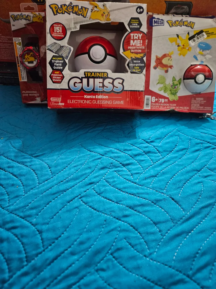 Pokémon Trainer Guess Electronic Game & Watch image indicator(2)