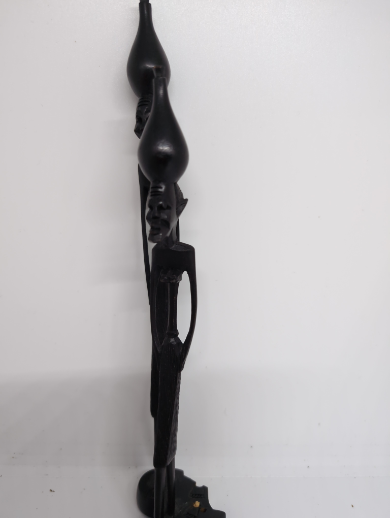 African Wood Carving - Two Figures - photo 2