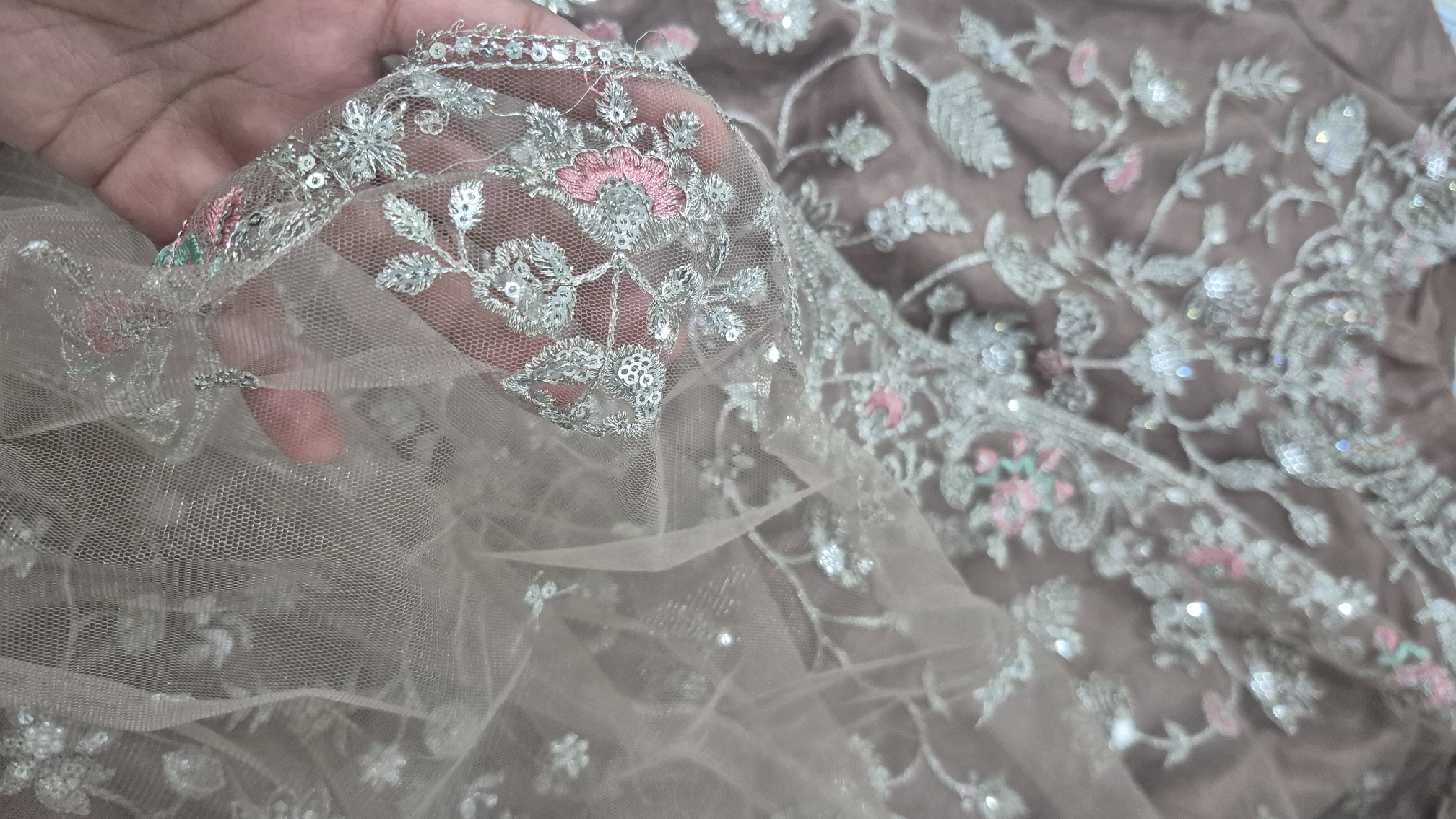 Embroidered Salwar Kameez Suit - photo 4