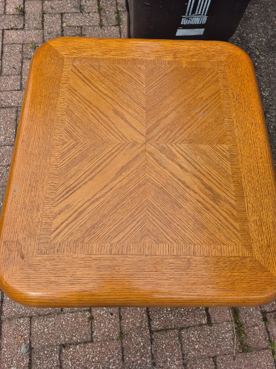 Oak Wood Side Table image indicator(2)