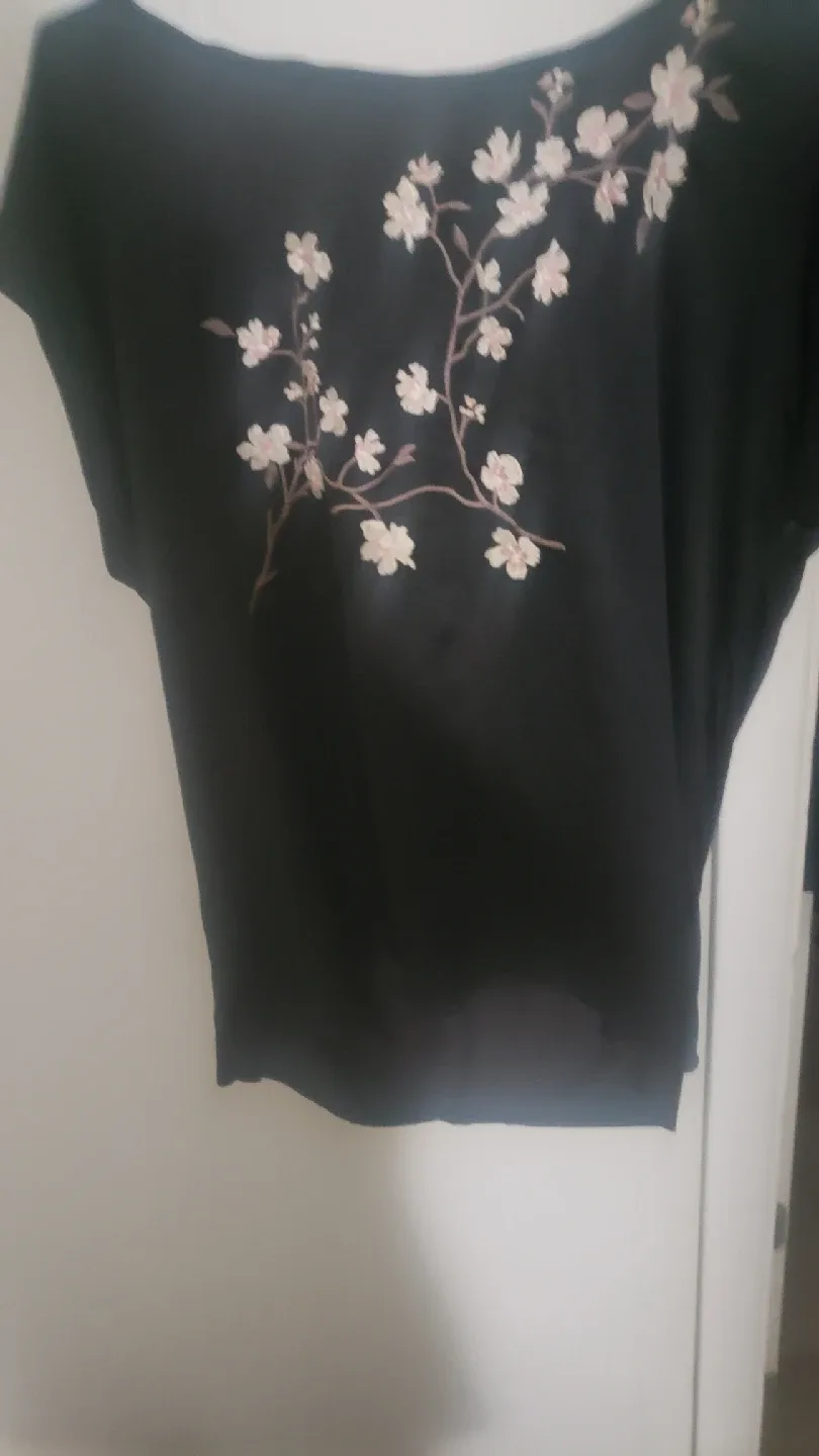 short sleeve flowered print top thumbnail
