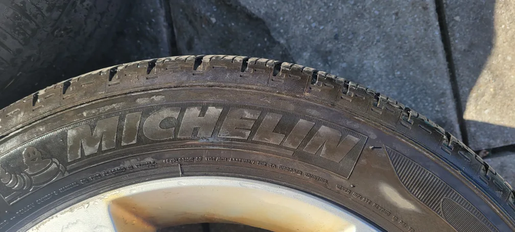 Michelin Primacy MXV4 all season tires (not winter tires) image indicator(3)