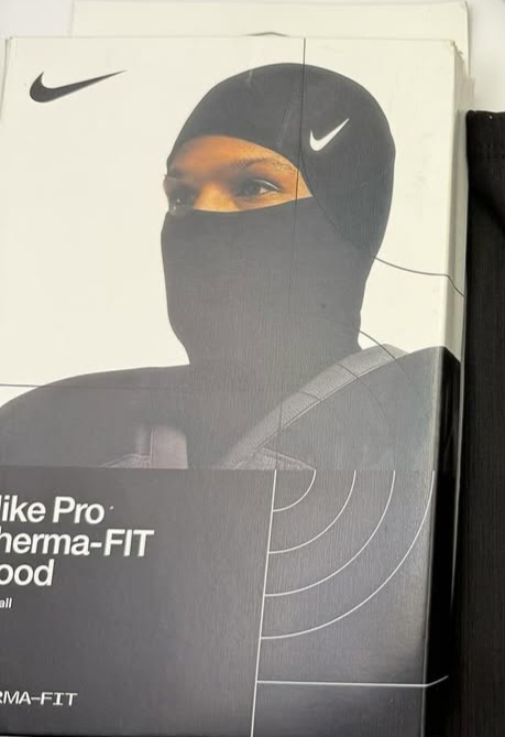Nike Pro Therma-FIT Hood