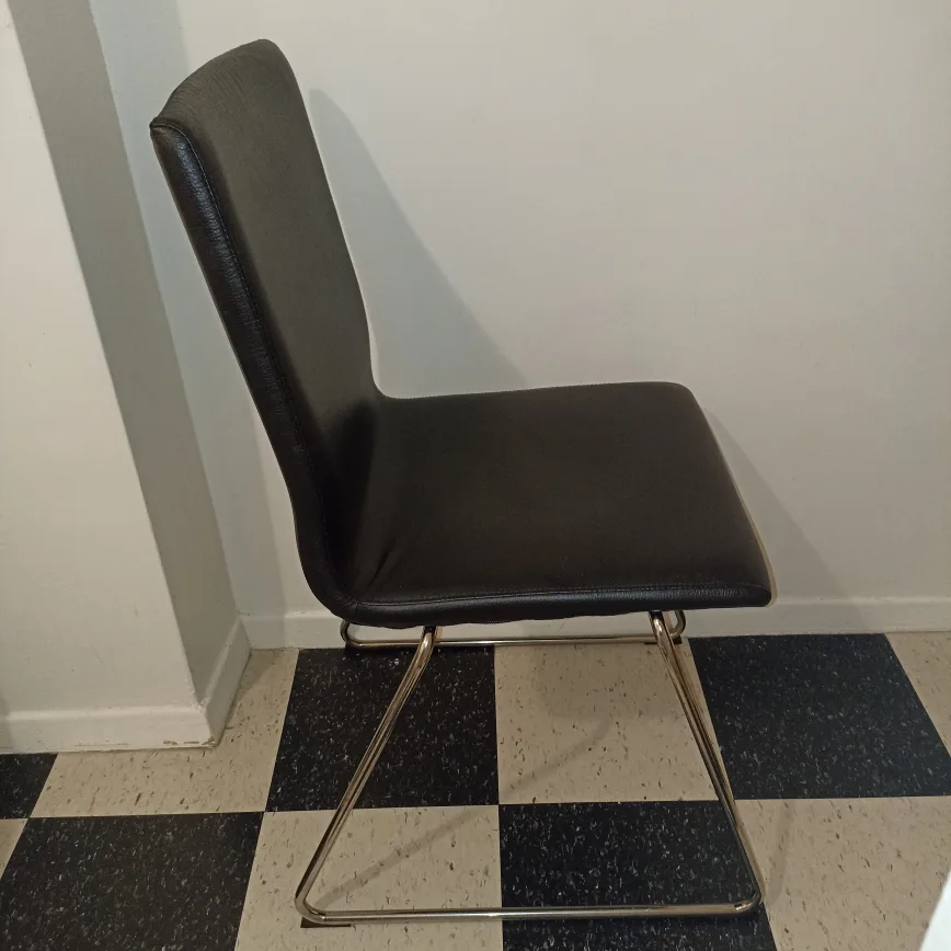 ❤‍🔥Moving Sale❤‍🔥 IKEA Dining Chair - Black image indicator(3)