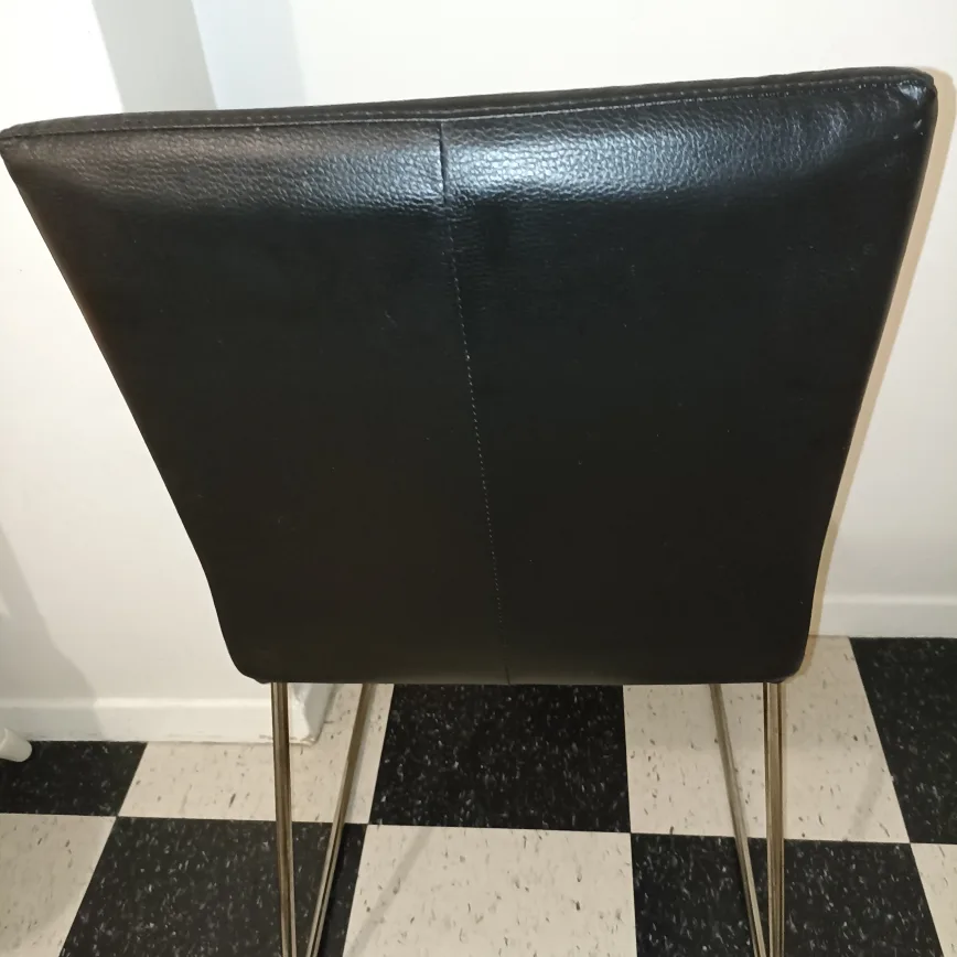 ❤‍🔥Moving Sale❤‍🔥 IKEA Dining Chair - Black image indicator(4)