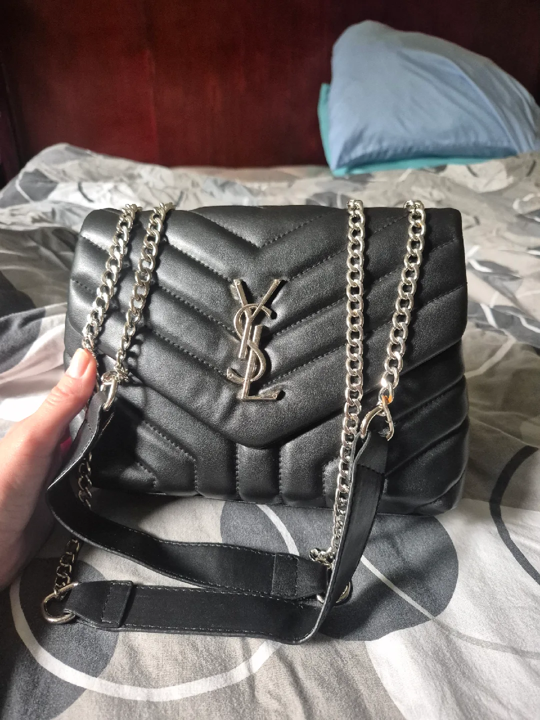 Saint Laurent Loulou Black Leather Bag thumbnail