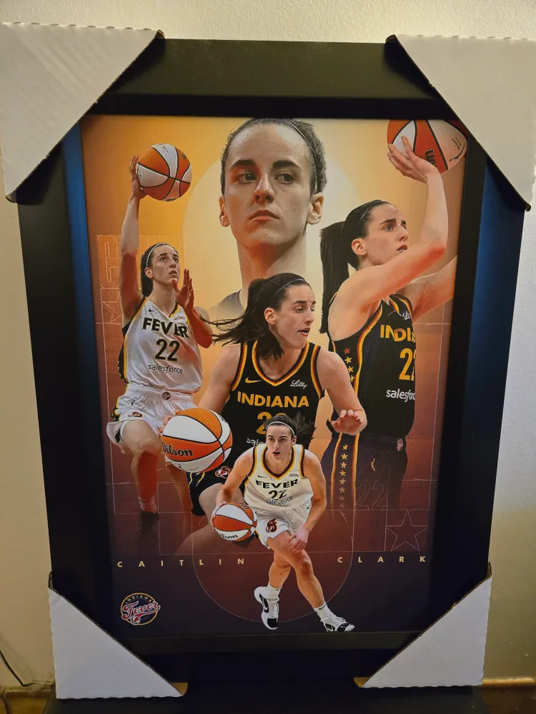 21x16 wnba cameron brink and caitlin clark textured art prints image indicator(2)