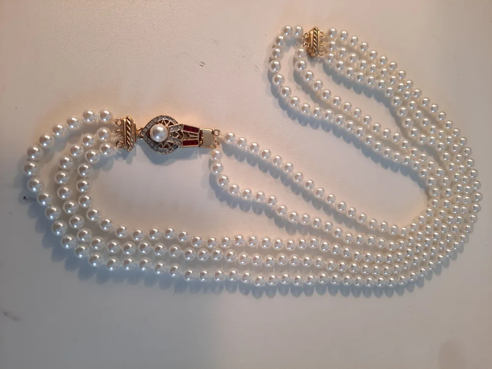 Elegant Pearl Necklace, Multi-Strand image indicator(5)