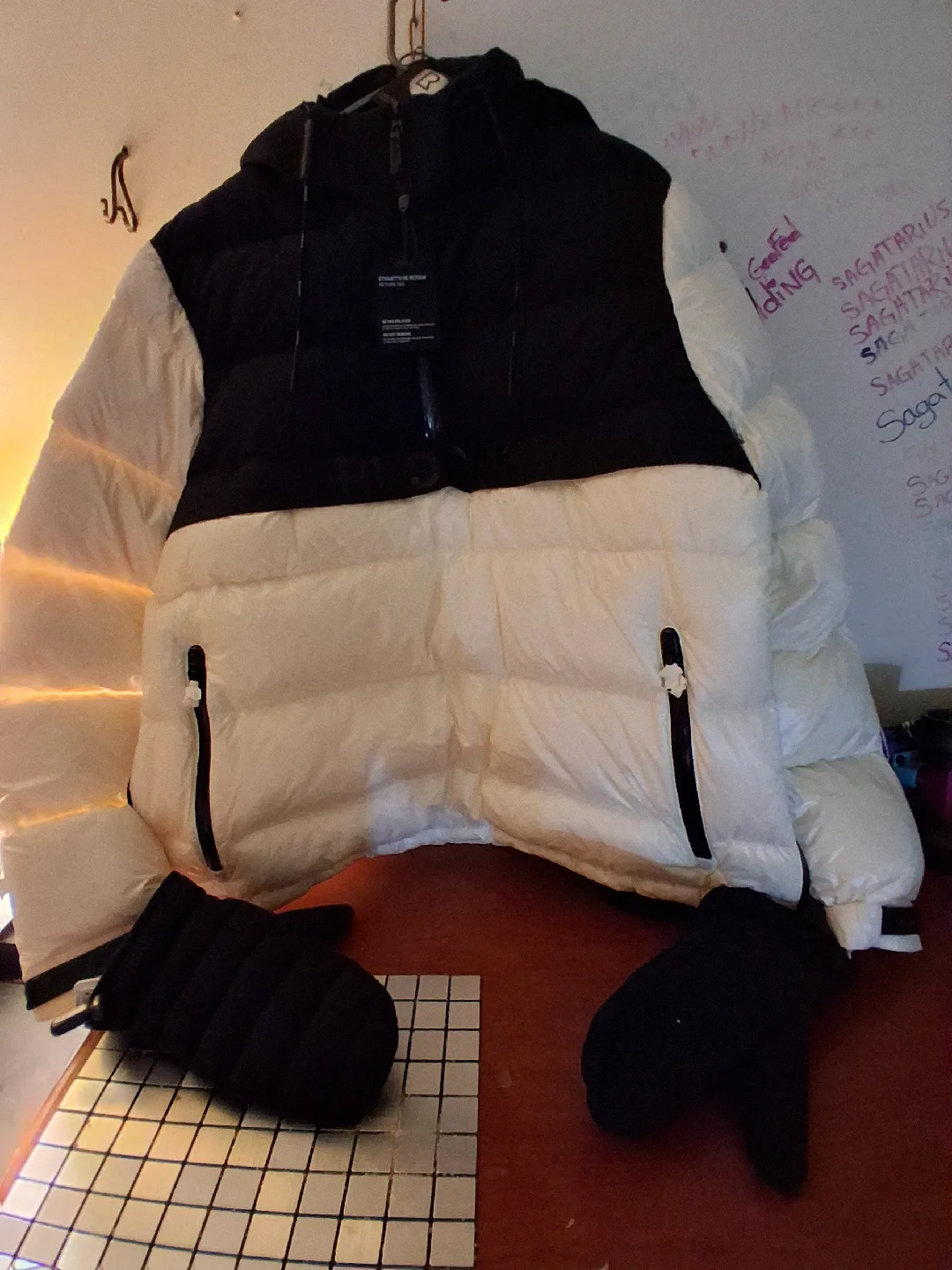 Rudsak Down Puffer Jacket - Black & White, Size 5 image indicator(2)