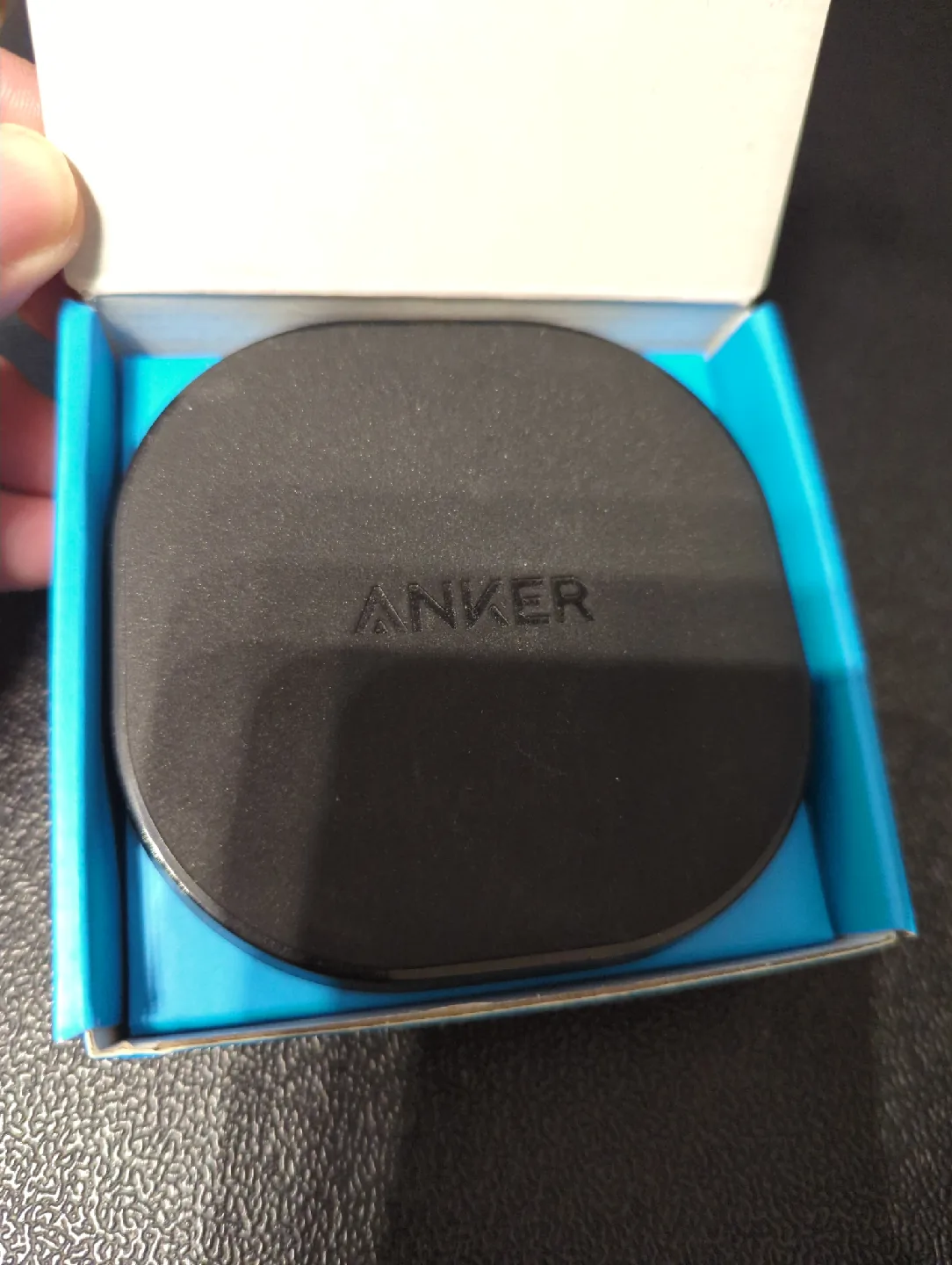 Anker PowerPort Wireless 10 Charger image indicator(2)