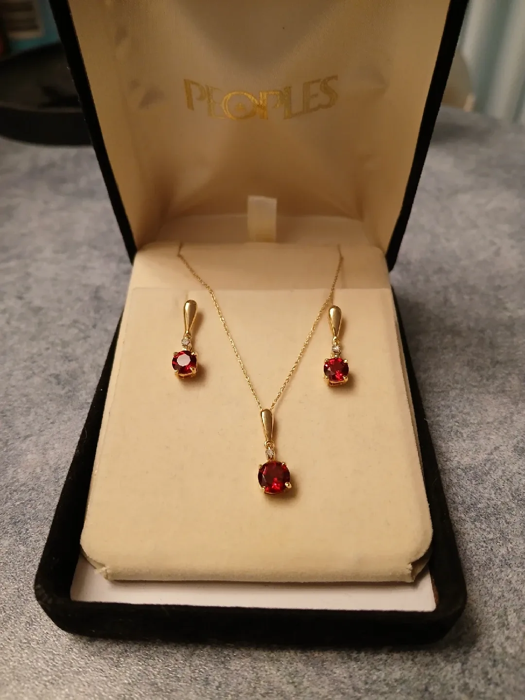 Peoples Genuine Ruby Necklace & Earring Set image indicator(6)