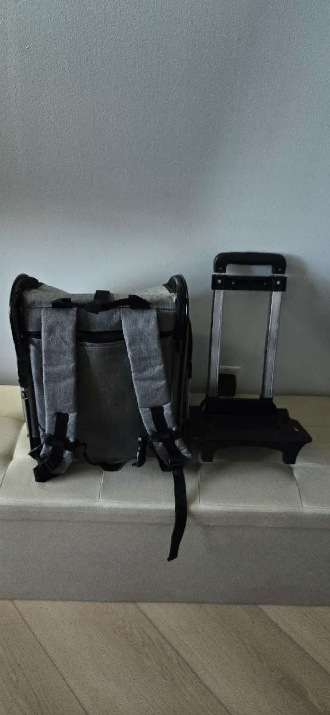 Akinerri Pet Carrier Backpack with Wheels - Grey image indicator(4)