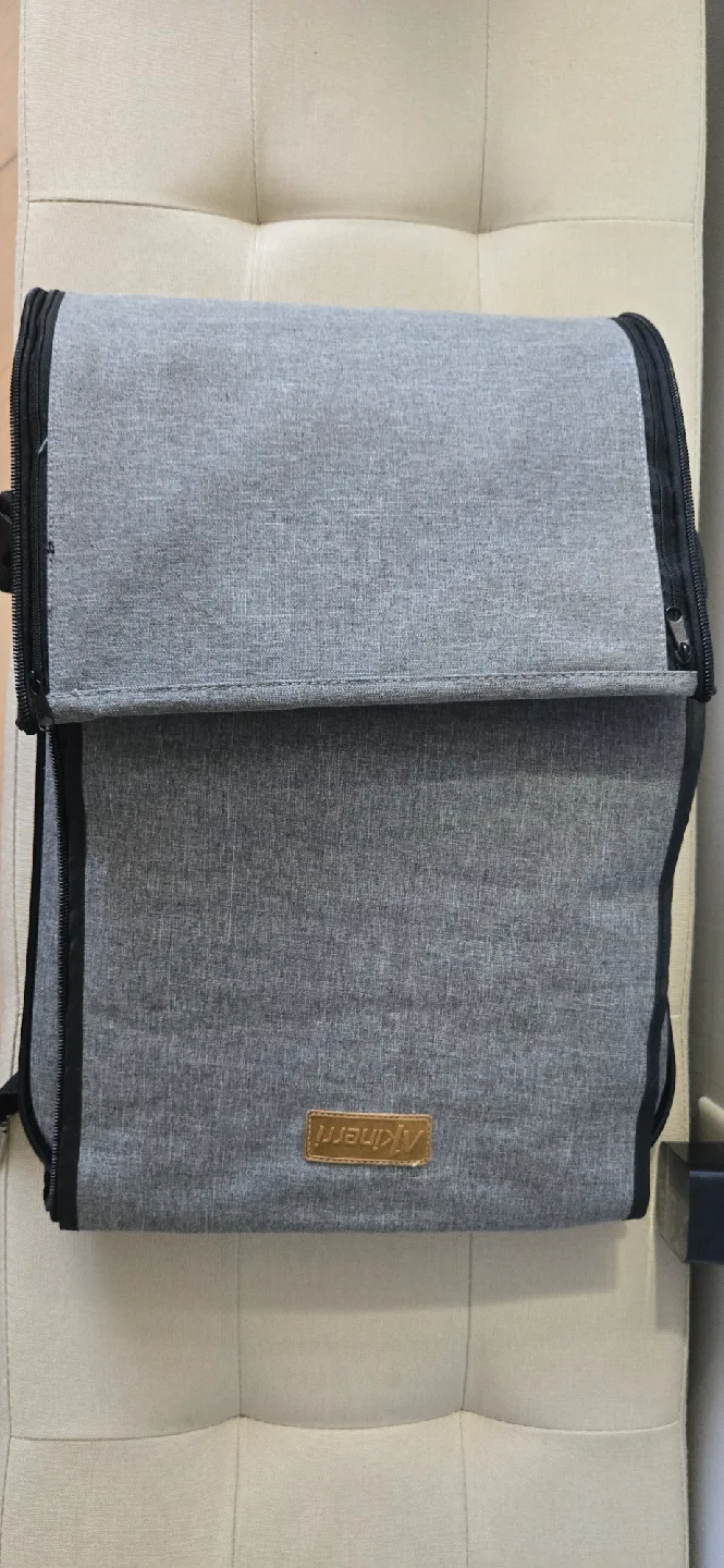 Akinerri Pet Carrier Backpack with Wheels - Grey image indicator(7)
