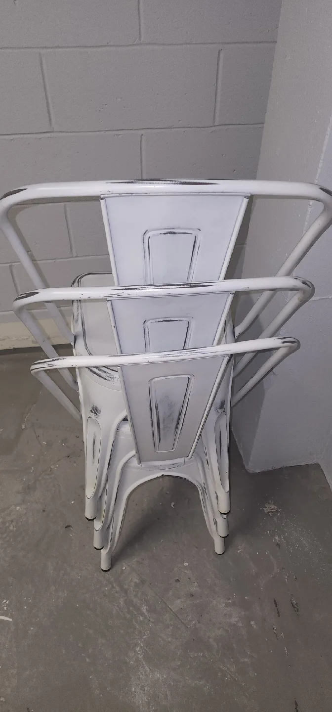 Set of 3 White Metal Industrial Chairs image indicator(2)