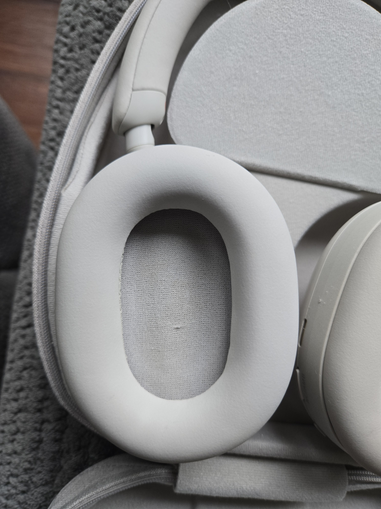 Sony WH1000XM5 Wireless Noise Cancelling Headphones - photo 3