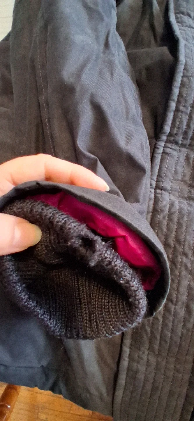 TNA Winter Coat - Size Medium image indicator(3)