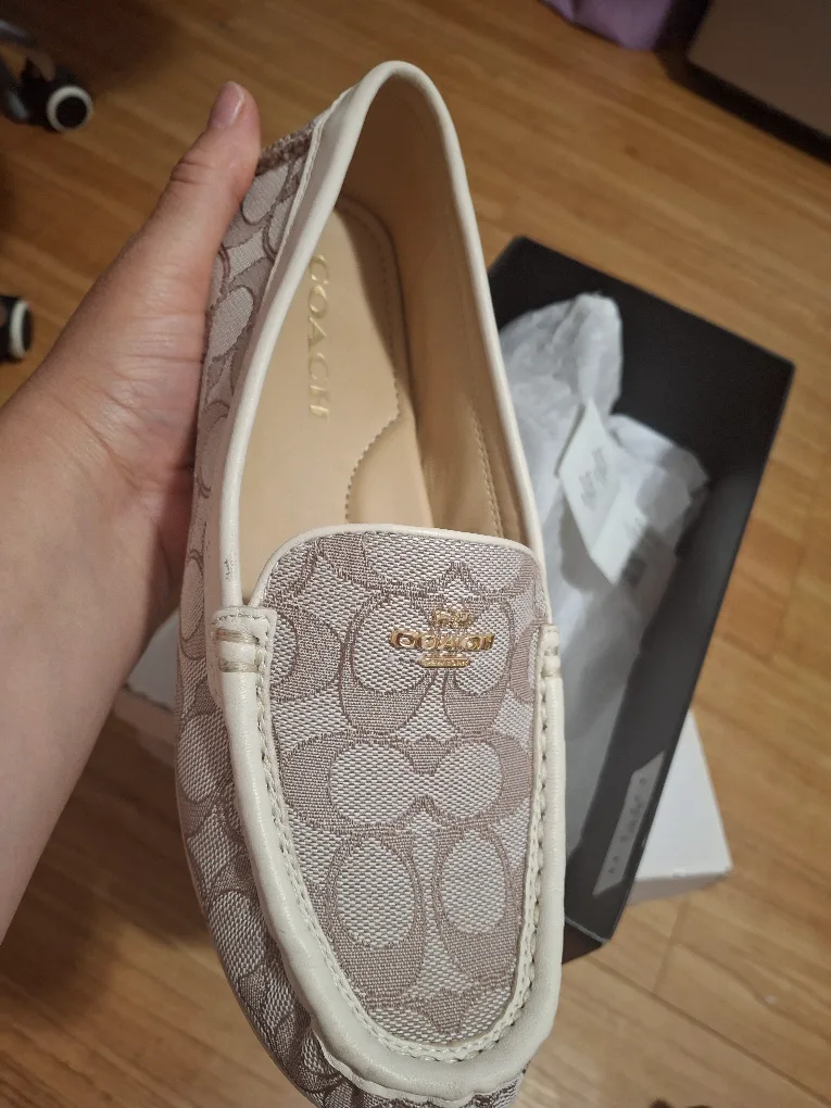 COACH Women's Loafers Size 7.5 image indicator(2)