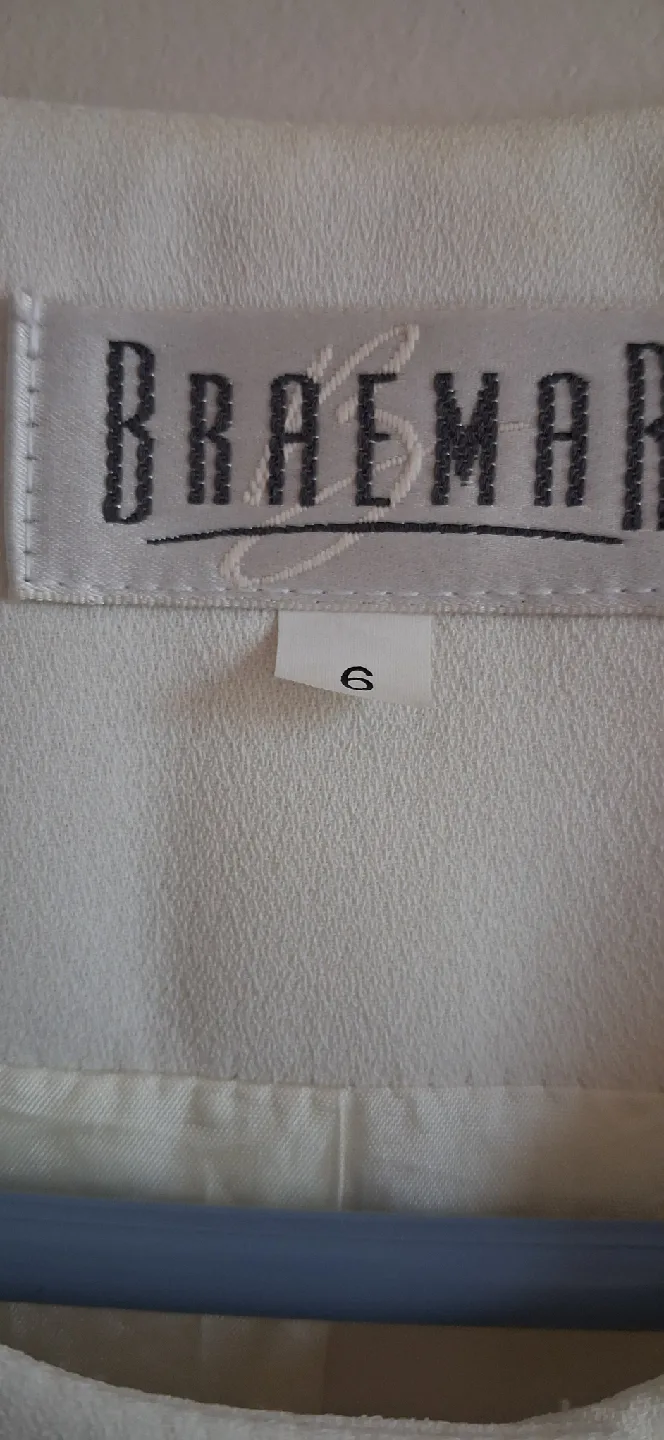 Braemar Cream Dress & Jacket Set - Size 6 image indicator(5)