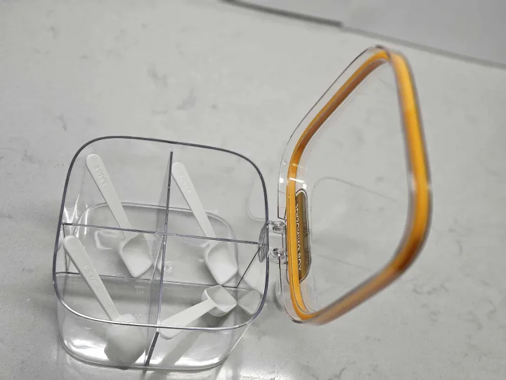 4 Grid Spice Box with Spoon image indicator(5)