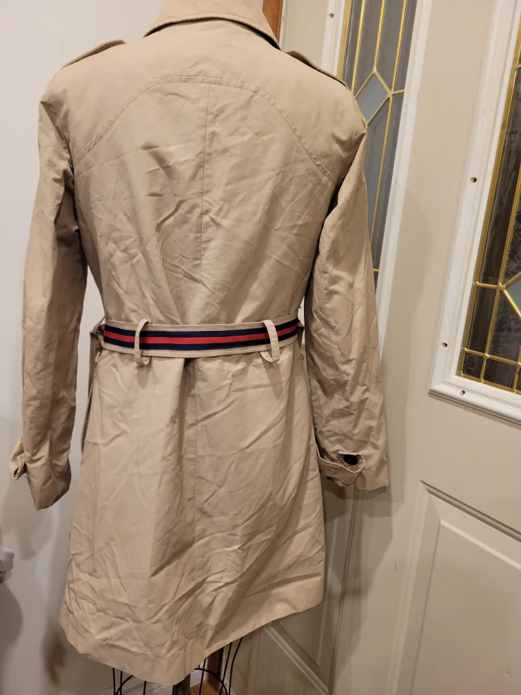 Tommy Hilfiger Size Small Rain Coat image indicator(5)