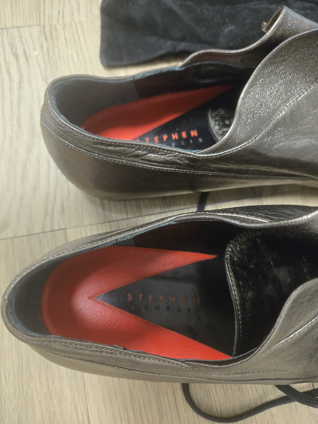 Stephen Venezia Metallic Silver Shoes - Size 10 - photo 4