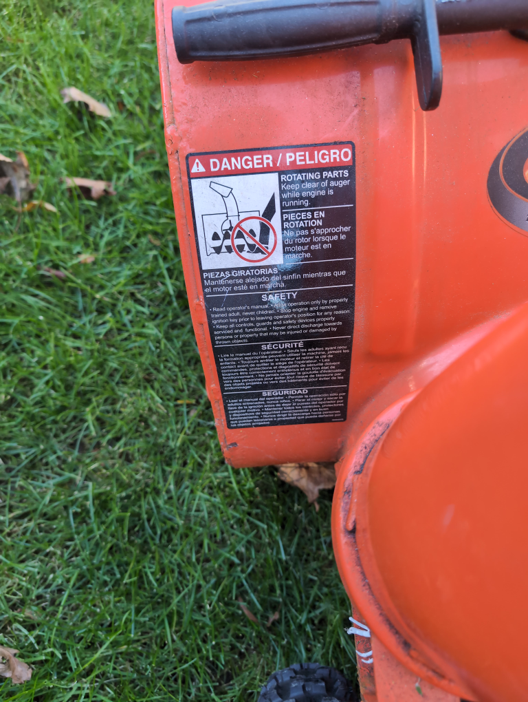 Ariens 520 Snow Blower - photo 3